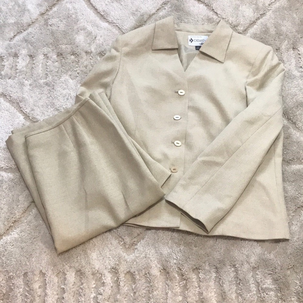 Dillard’s suit set
